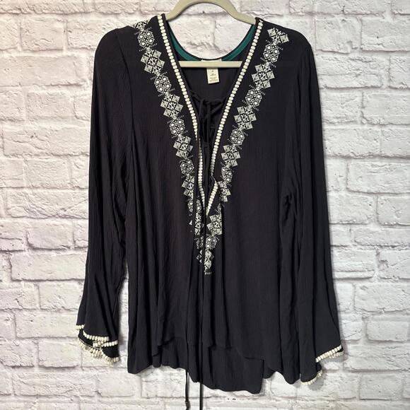 Clover & Scout Tops - EUC Dark Gray Clover & Scout Long Bell Sleeve V Neck Boho Tunic Blouse 2X